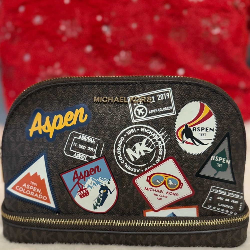 Michael Kors aspen makeup bag